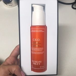 Sunday Riley CEO vitamin C brightening serum